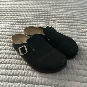 Black clogs from target universal thread